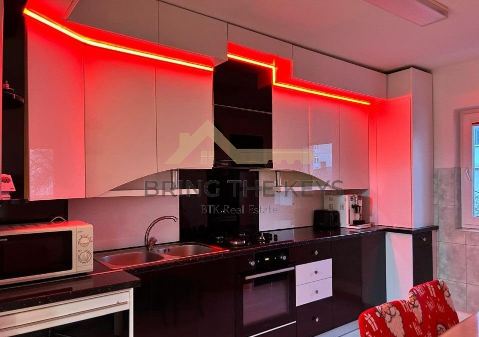 Apartament 4 camere | Decomandat | 78mpu | Parcare | Marasti