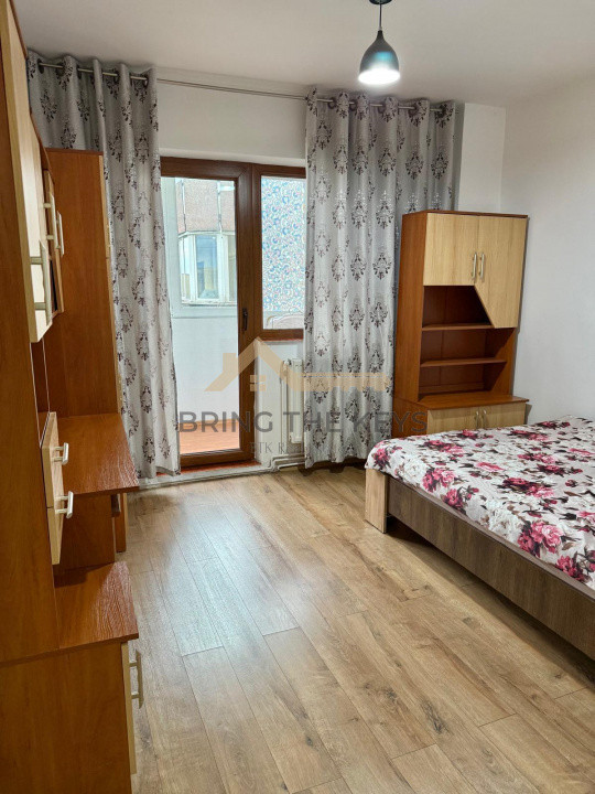 4 Camere | 80mp | Etaj Intermediar | Parcare | Zona Mol Aurel Vlaicu 