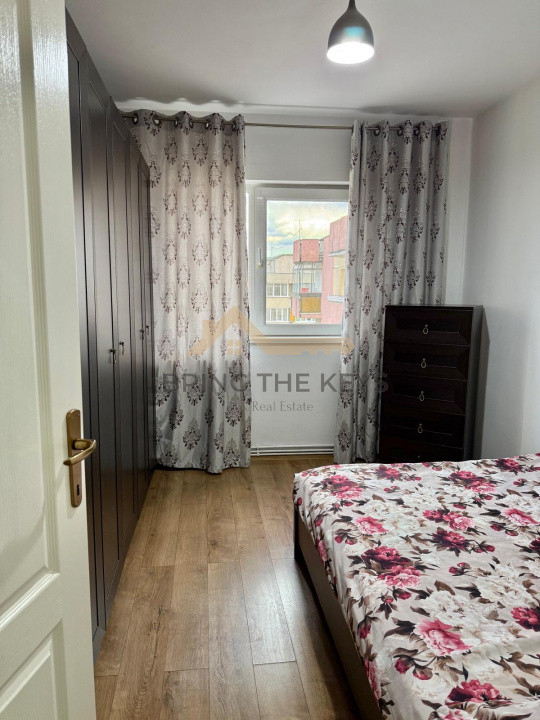4 Camere | 80mp | Etaj Intermediar | Parcare | Zona Mol Aurel Vlaicu 