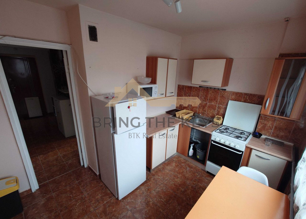 Apartament 2 camere | Decomandat | 52mpu | Etaj 3/4 | Zona Iulius Mall