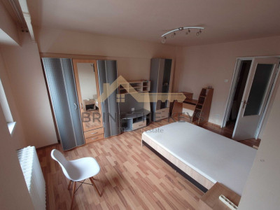 Apartament 2 camere | Decomandat | 52mpu | Etaj 3/4 | Zona Iulius Mall