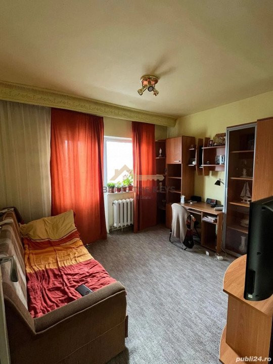 Apartament 3 camere | Decomandat | 70mpu | Zona Str. Primaverii | Manastur